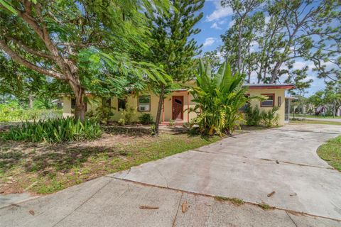 Photo of 2729 Broadway, Fort Myers, FL 33901 (MLS # A4667585)