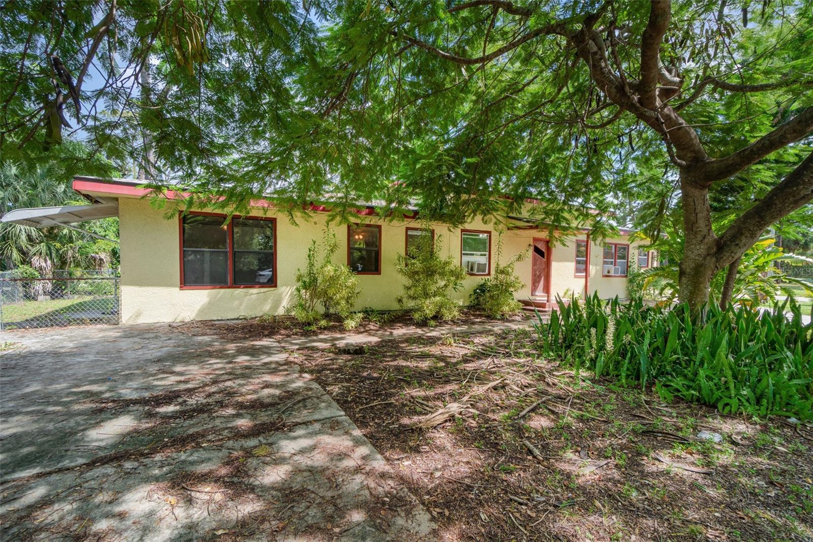 LOVEJOY PARK - Residential