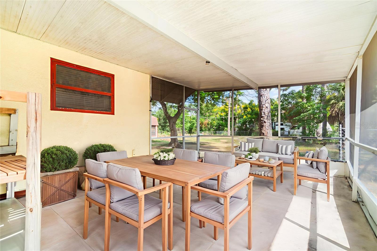 LOVEJOY PARK - Residential