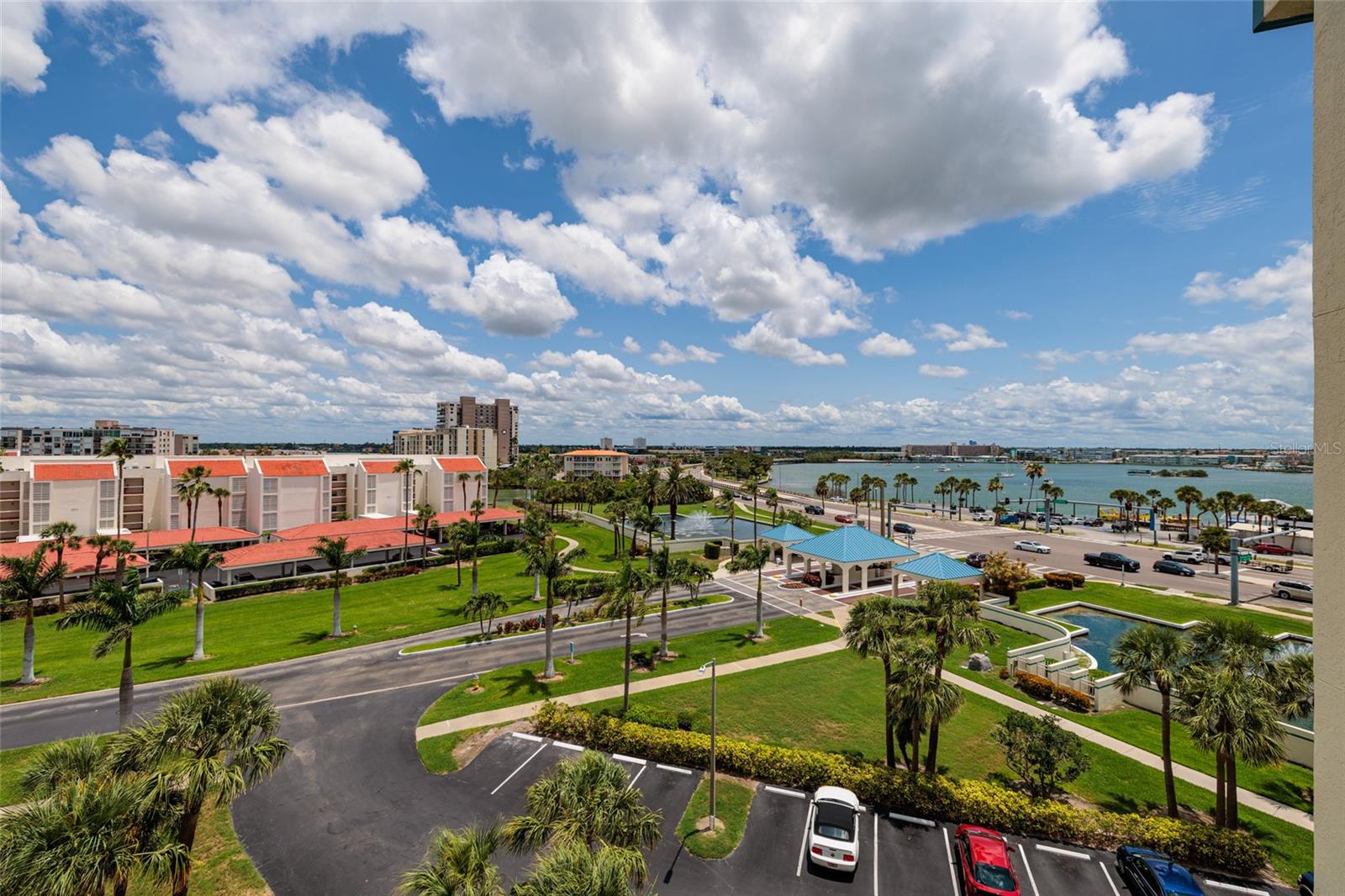 HARBOURSIDE CONDO - Residential