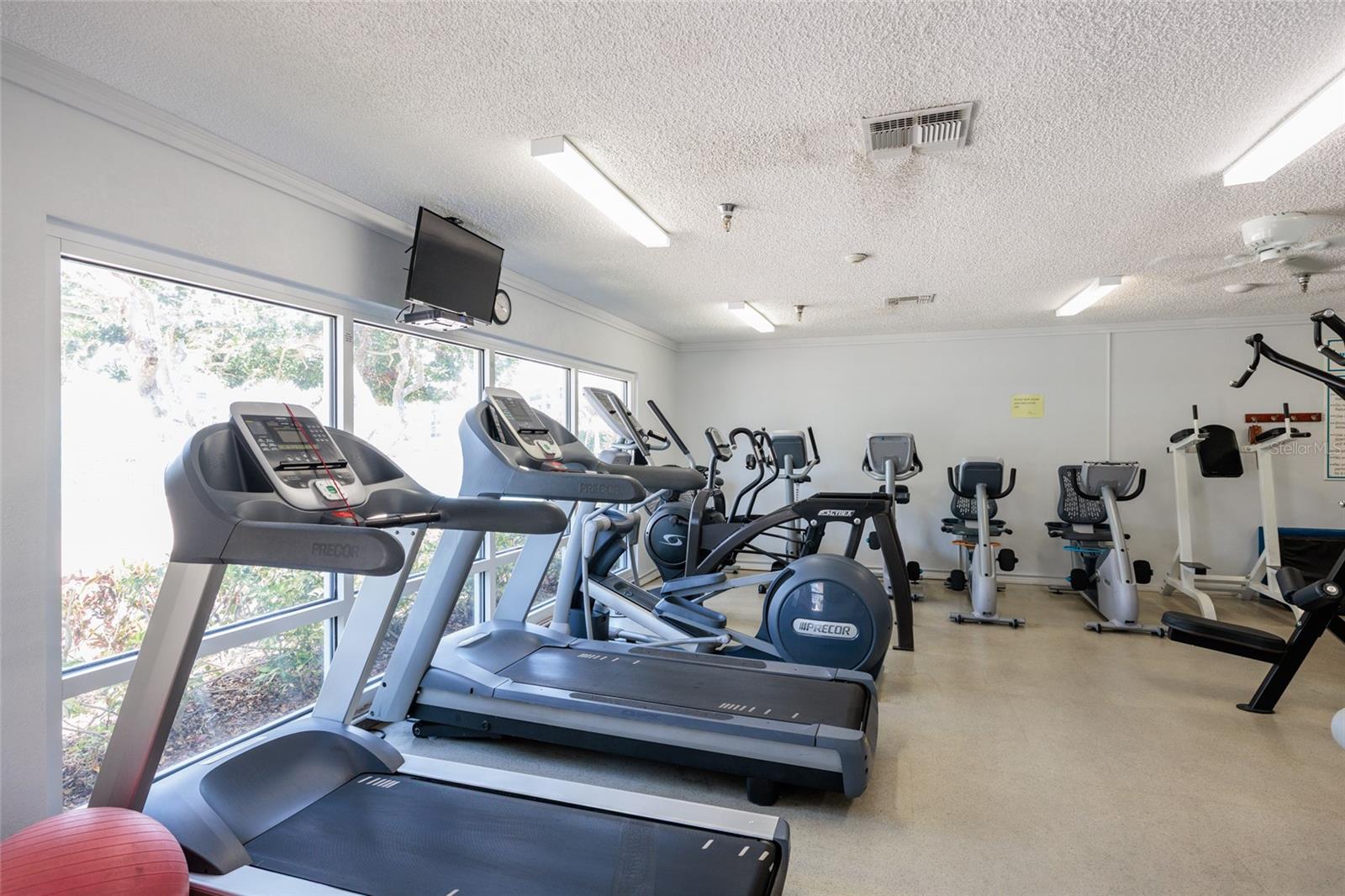 HARBOURSIDE CONDO - Residential