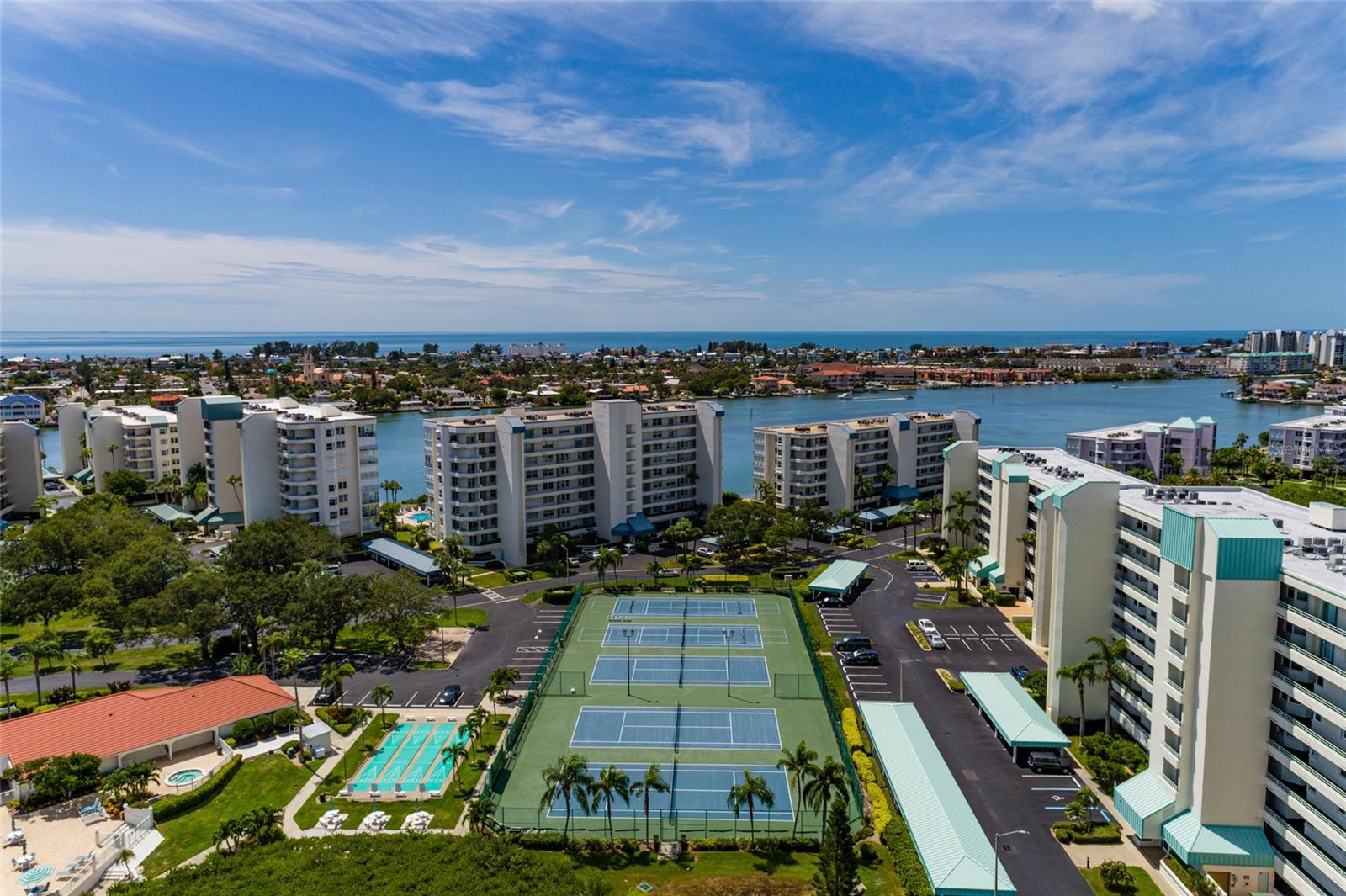 HARBOURSIDE CONDO - Residential