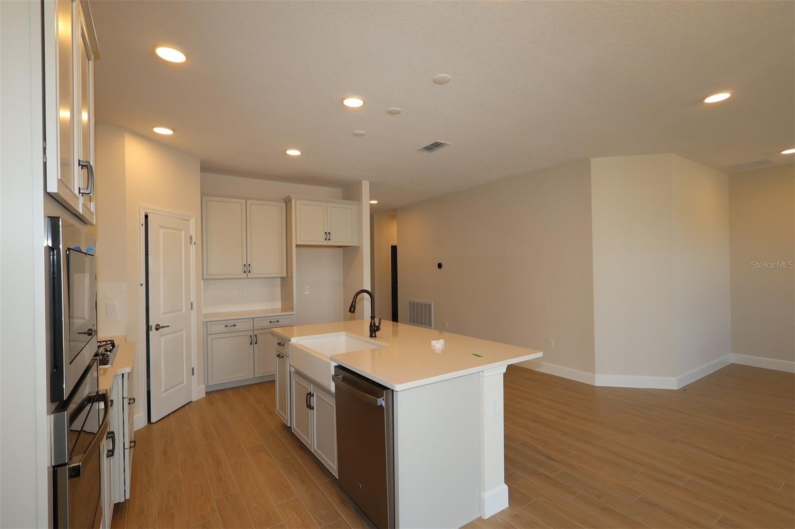 5296 HIGH LINE DRIVE