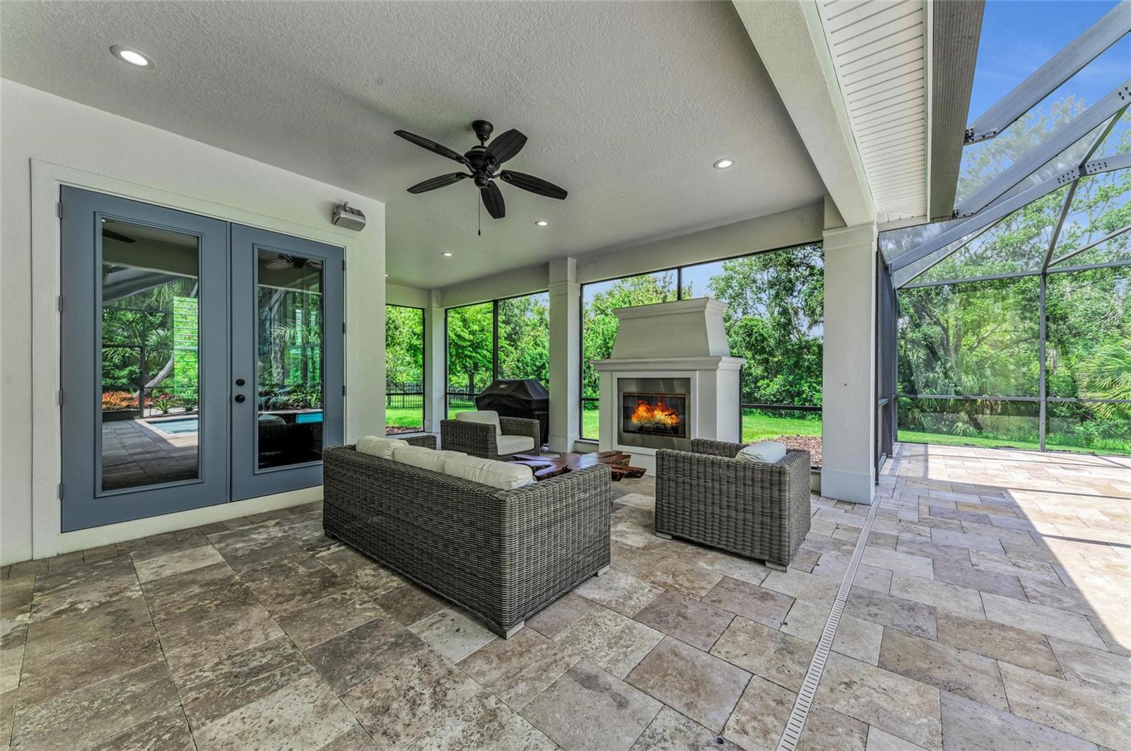 WINDING RIVER - Residential