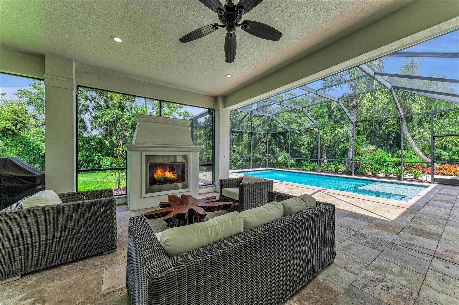 WINDING RIVER - Residential