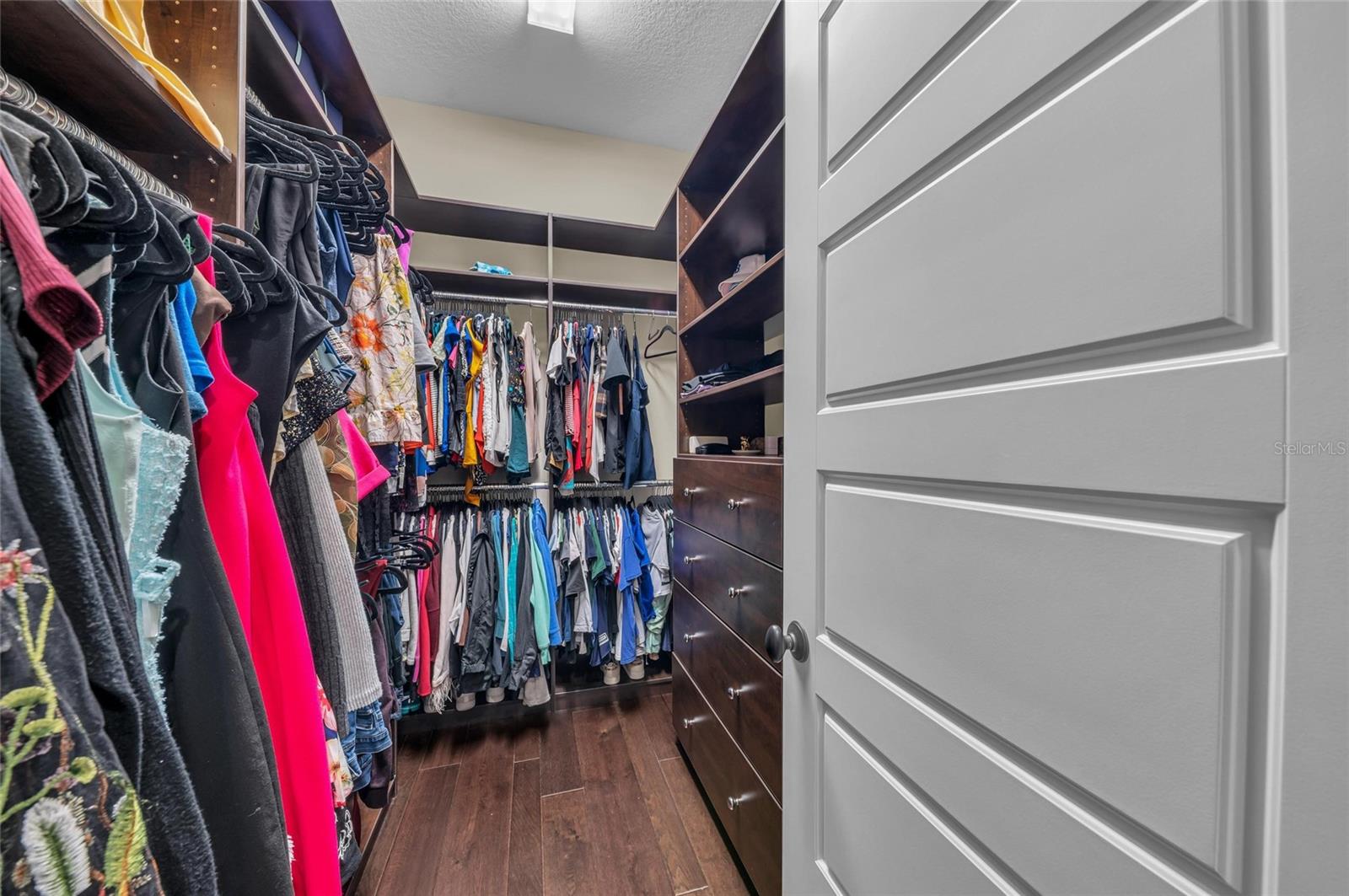 WINDING RIVER - Residential