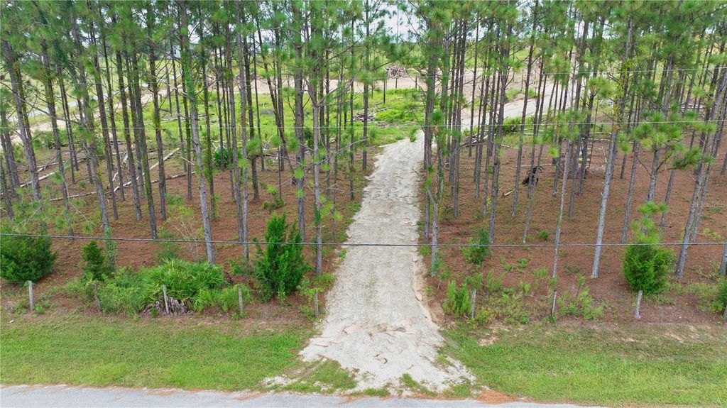Photo of 13070 Crowell Road, Brooksville, FL 34613 (MLS # TB8487548)