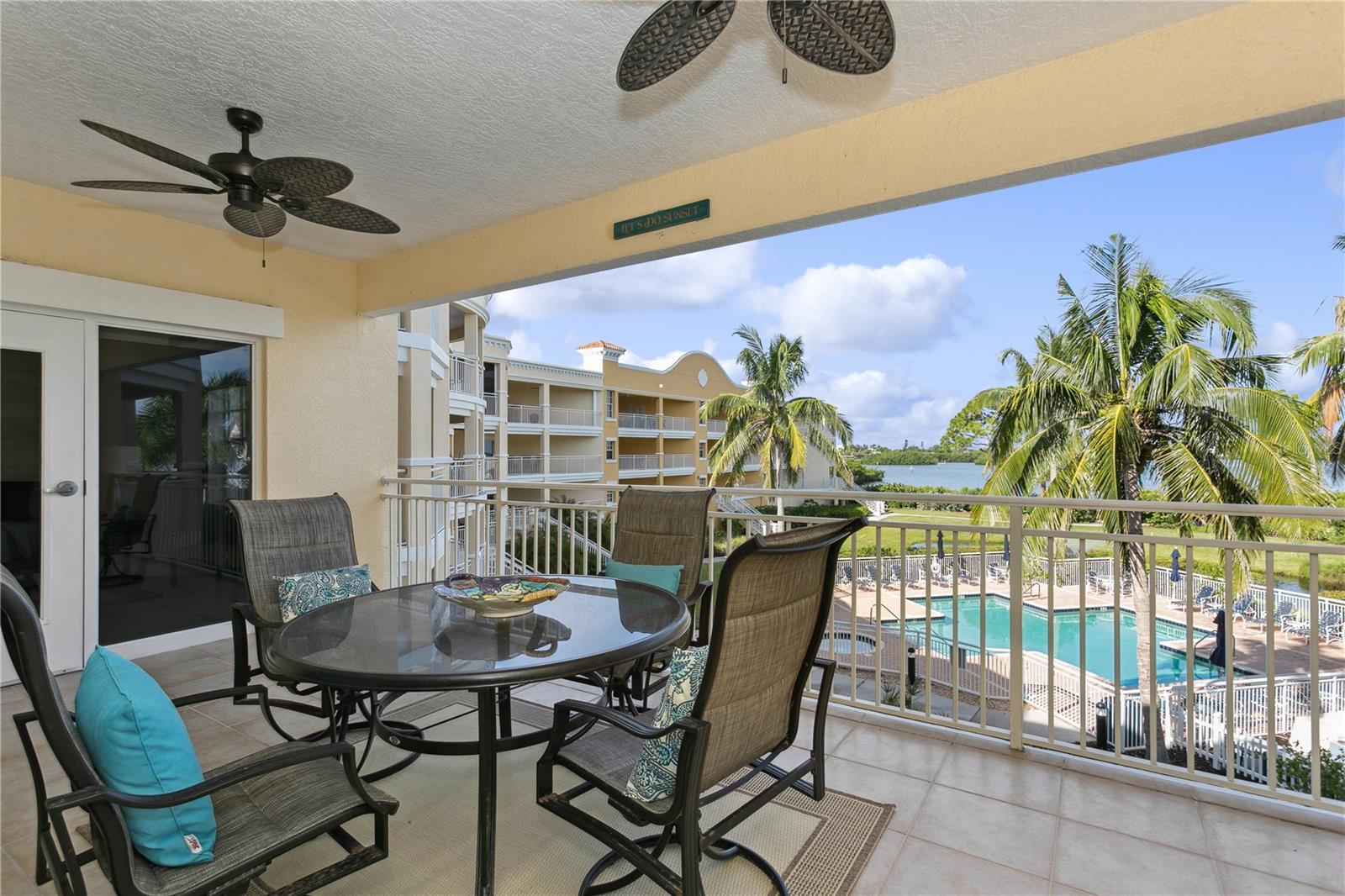 VILLAS/HARBOR VILLAGE - Residential