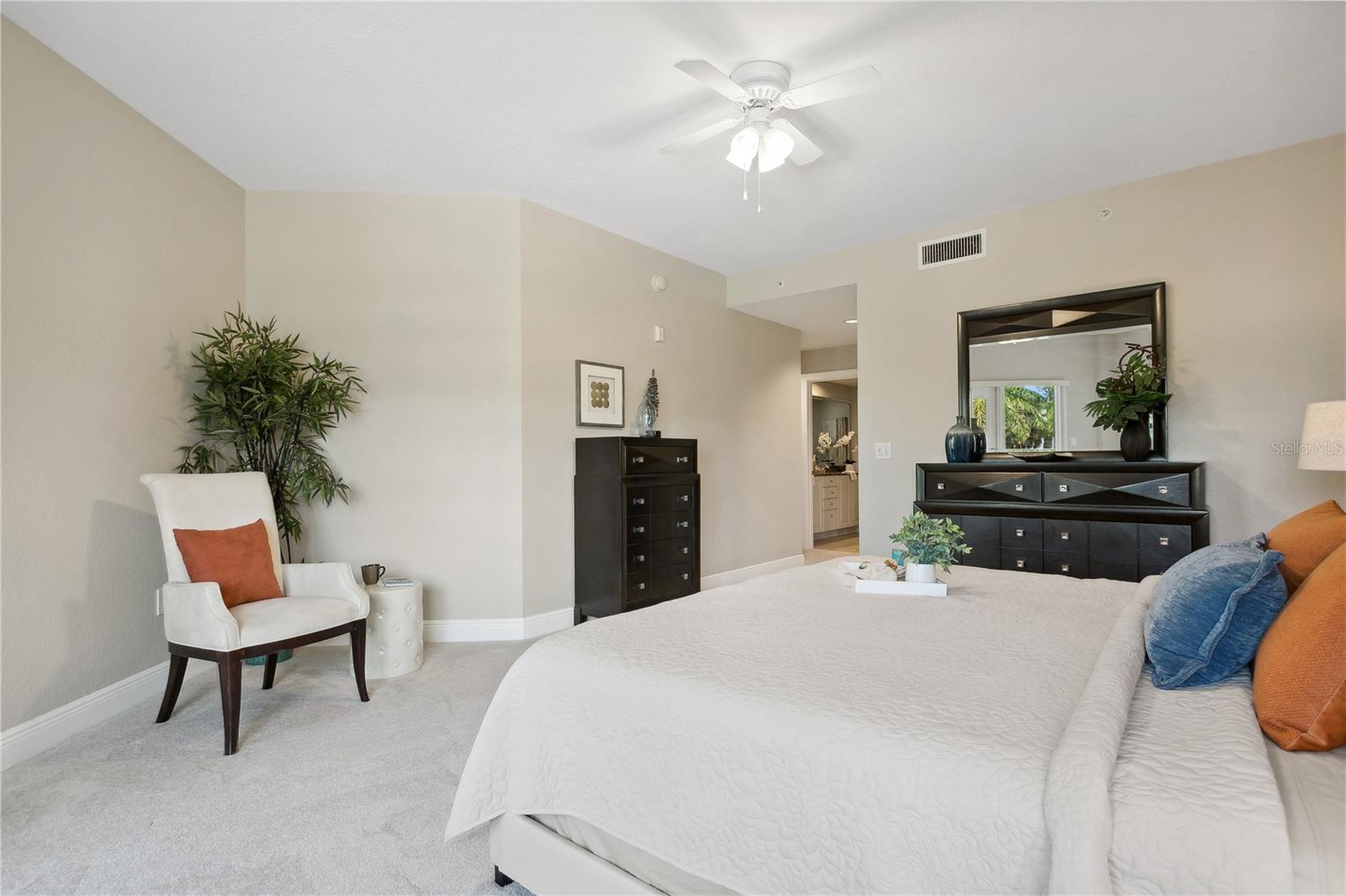 VILLAS/HARBOR VILLAGE - Residential