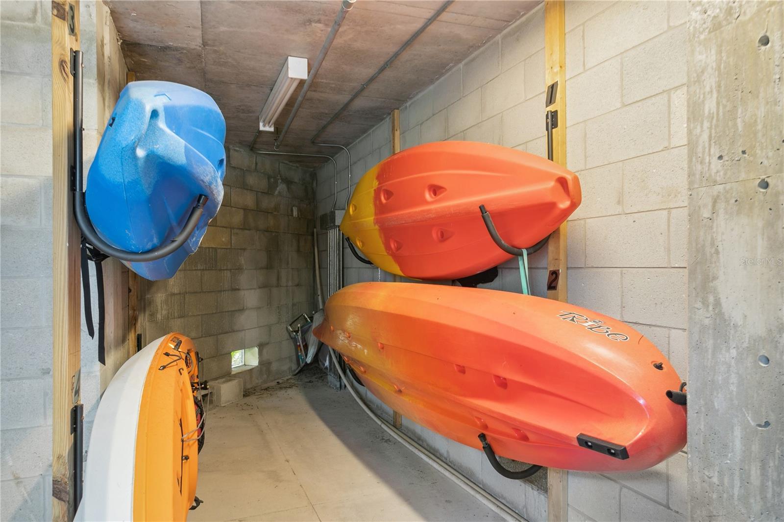 VILLAS/HARBOR VILLAGE - Residential