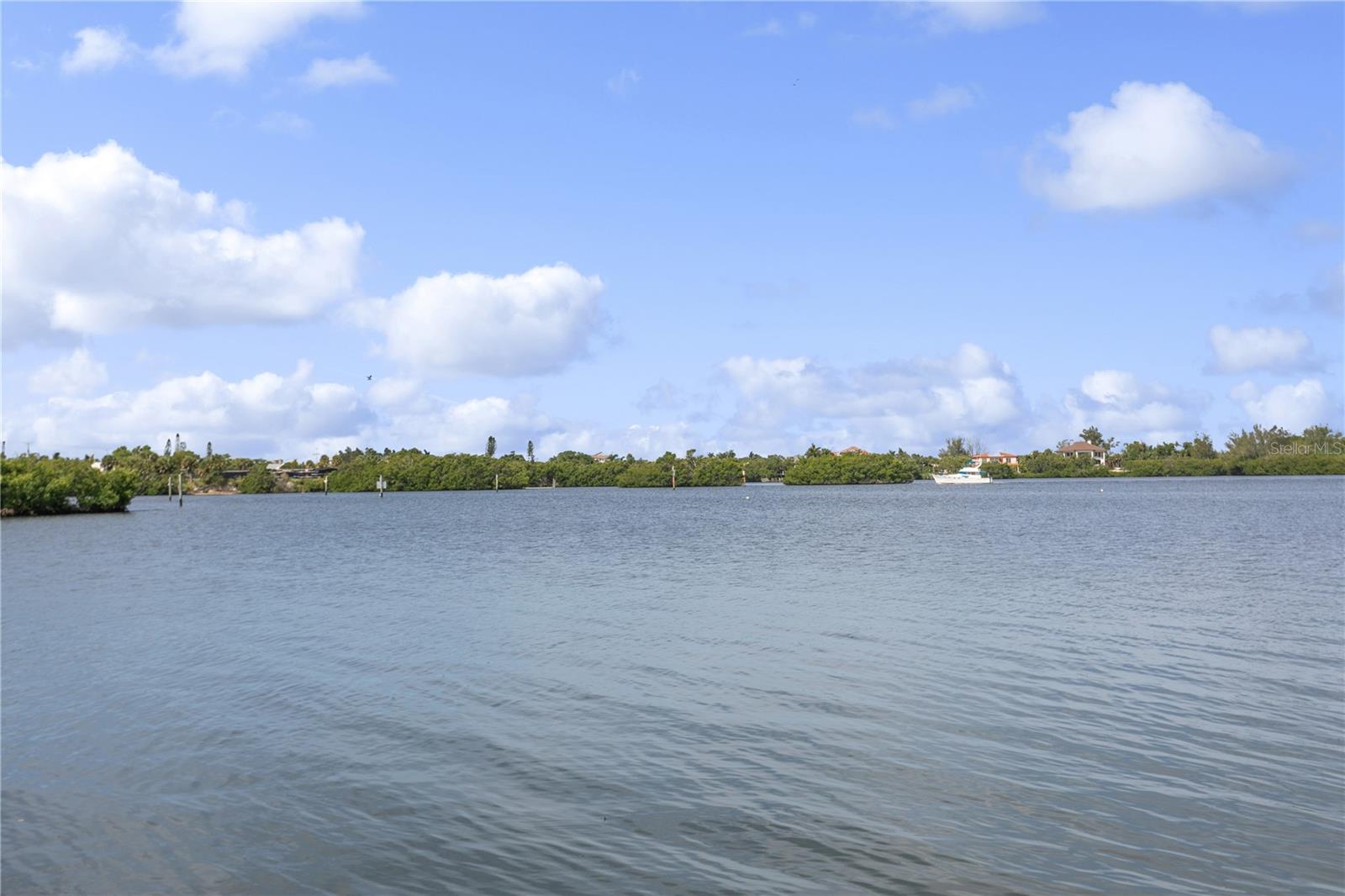 VILLAS/HARBOR VILLAGE - Residential