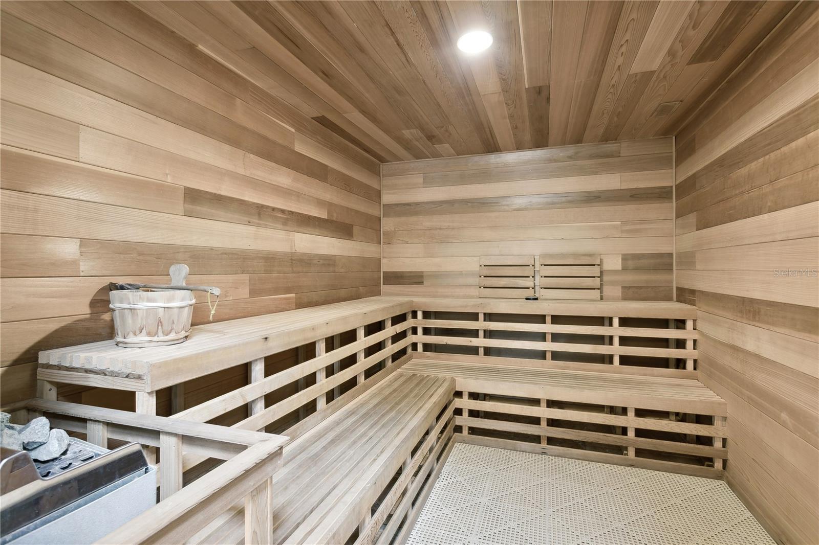 VILLAS/HARBOR VILLAGE - Residential