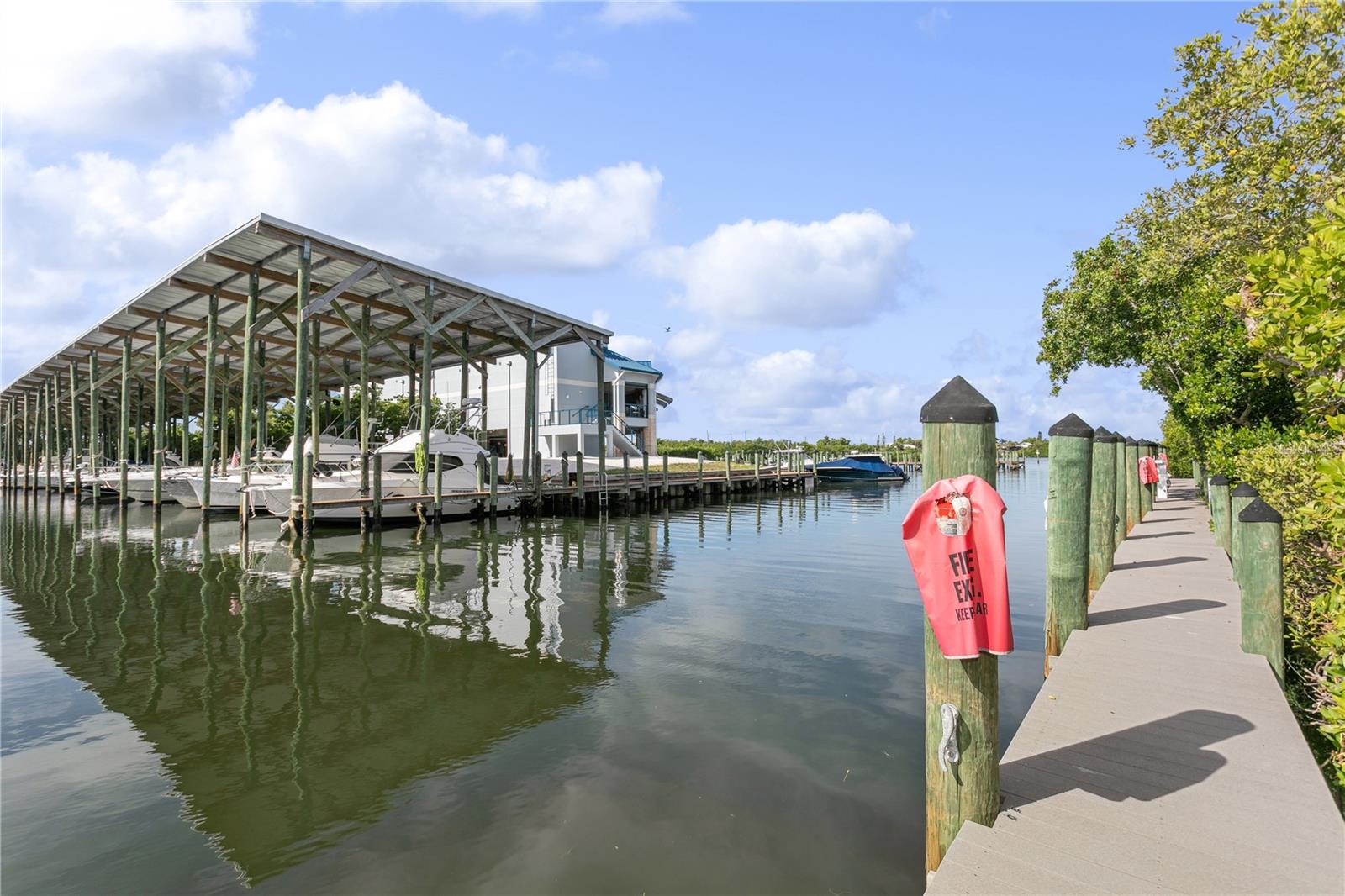 VILLAS/HARBOR VILLAGE - Residential