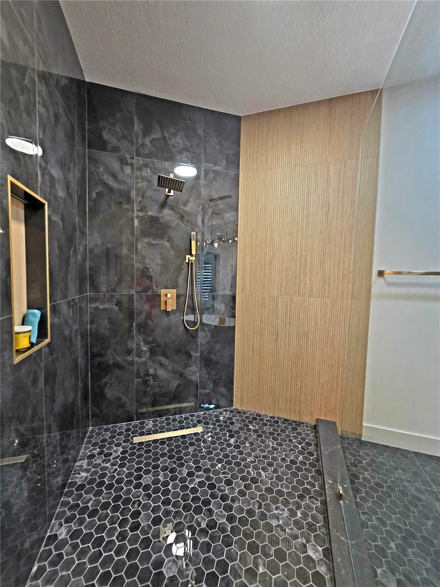 WATERFORD CROSSING PH I - Residential