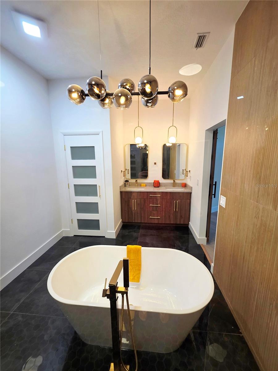 WATERFORD CROSSING PH I - Residential