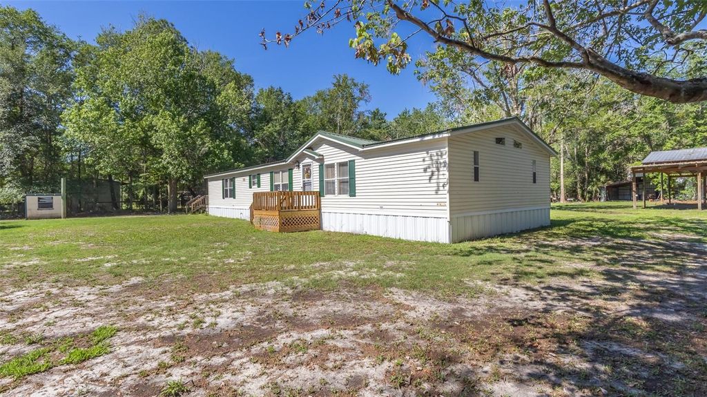 Photo of 17824 NE 143rd Terrace, Waldo, FL 32694 (MLS # GC540510)