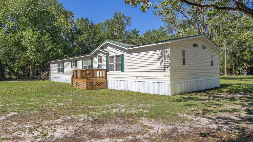 Photo of 17824 NE 143rd Terrace, Waldo, FL 32694 (MLS # GC540510)