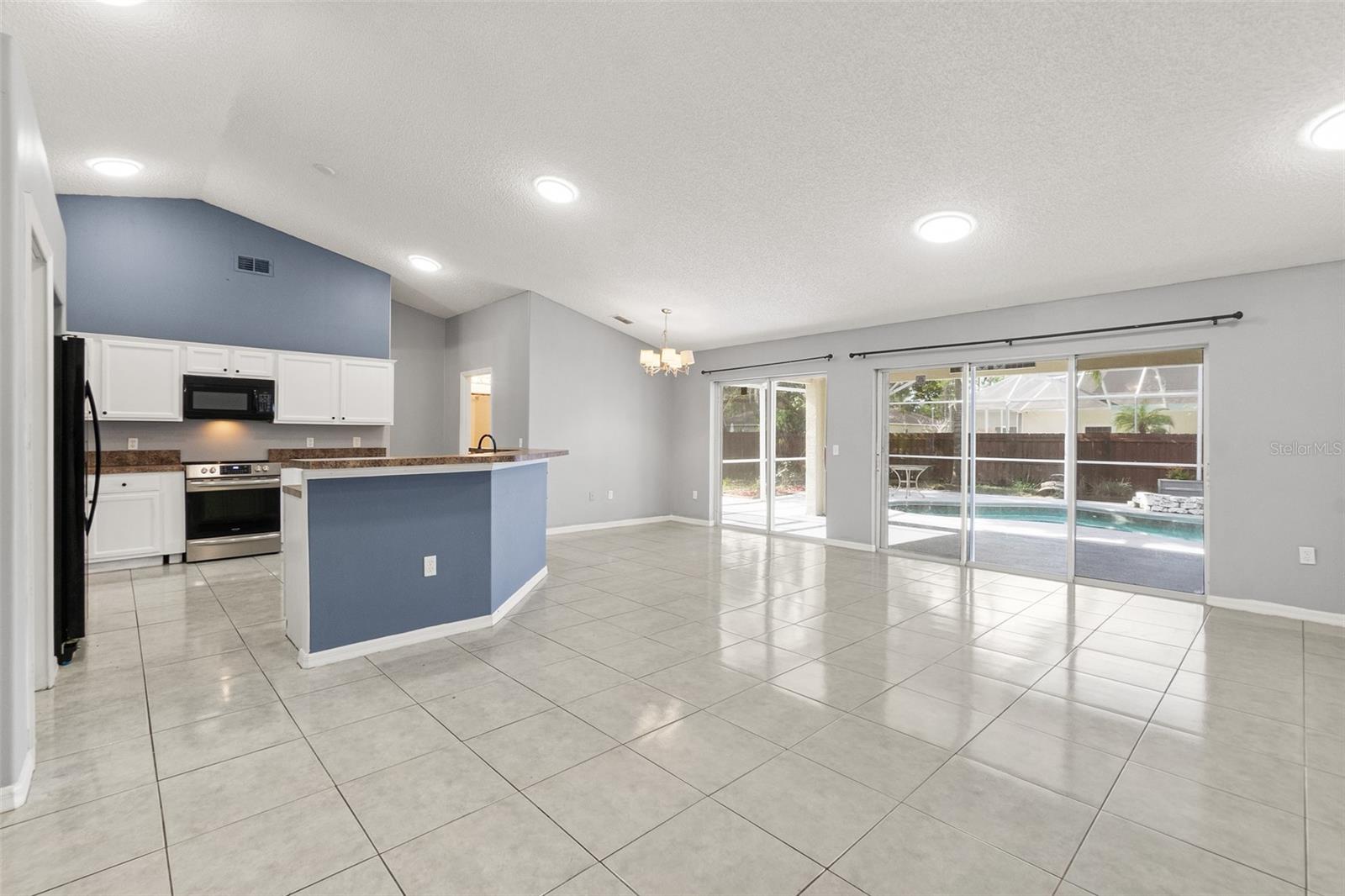 21 WHITTINGTON DRIVE