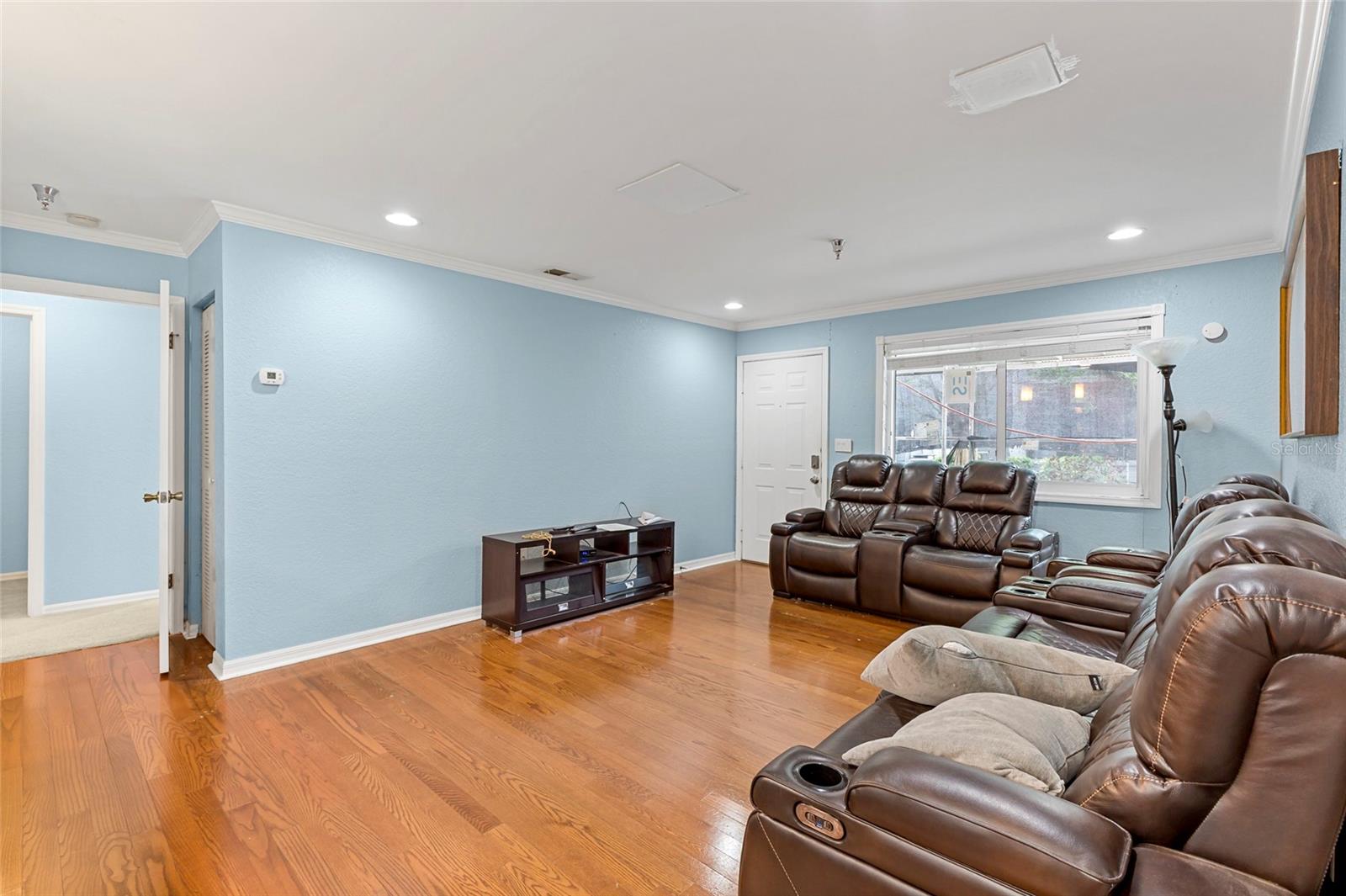 ITOPIA PRIVATE RESIDENCES CONDO - Residential