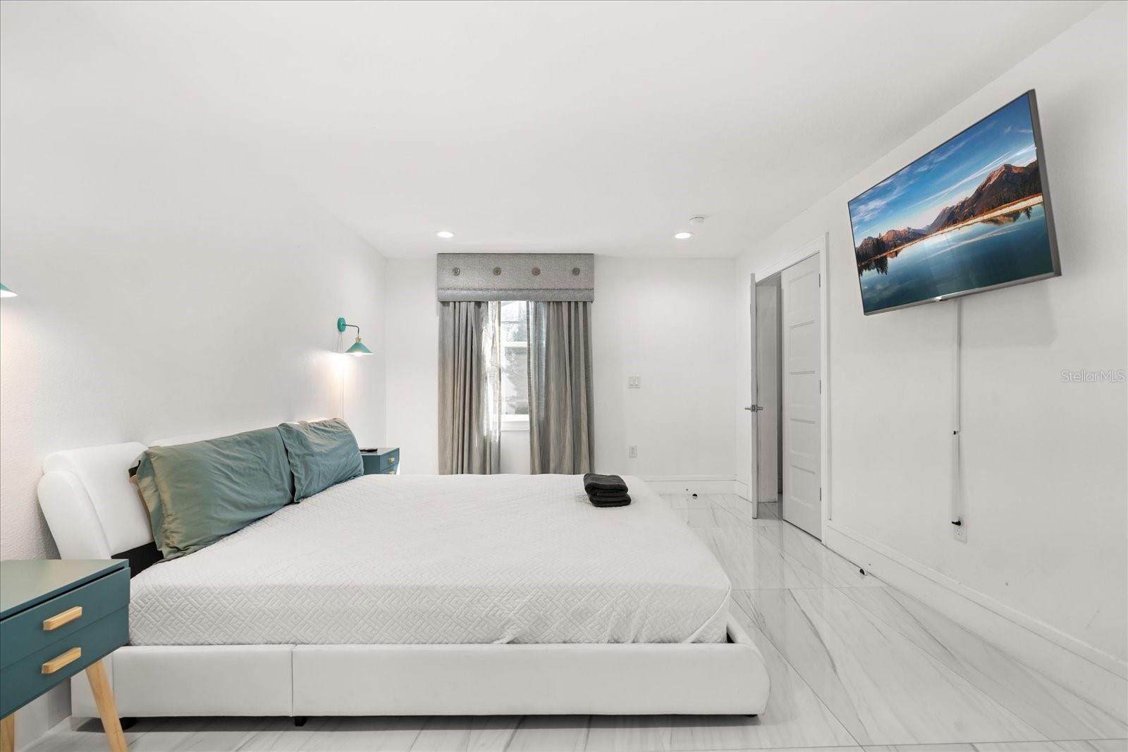 MONTEGO BAY - Residential