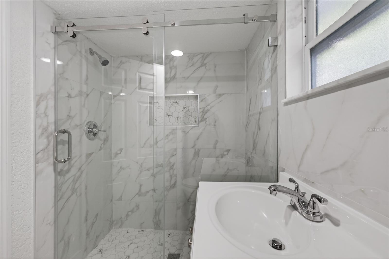 3EO | CASA LOMA SUBDIVISION - Residential