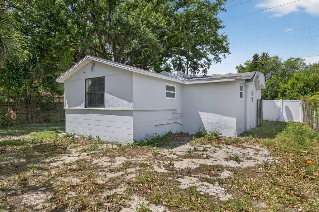 Photo of 8711 N Boulevard St, Tampa, FL 33604 (MLS # TB8486811)