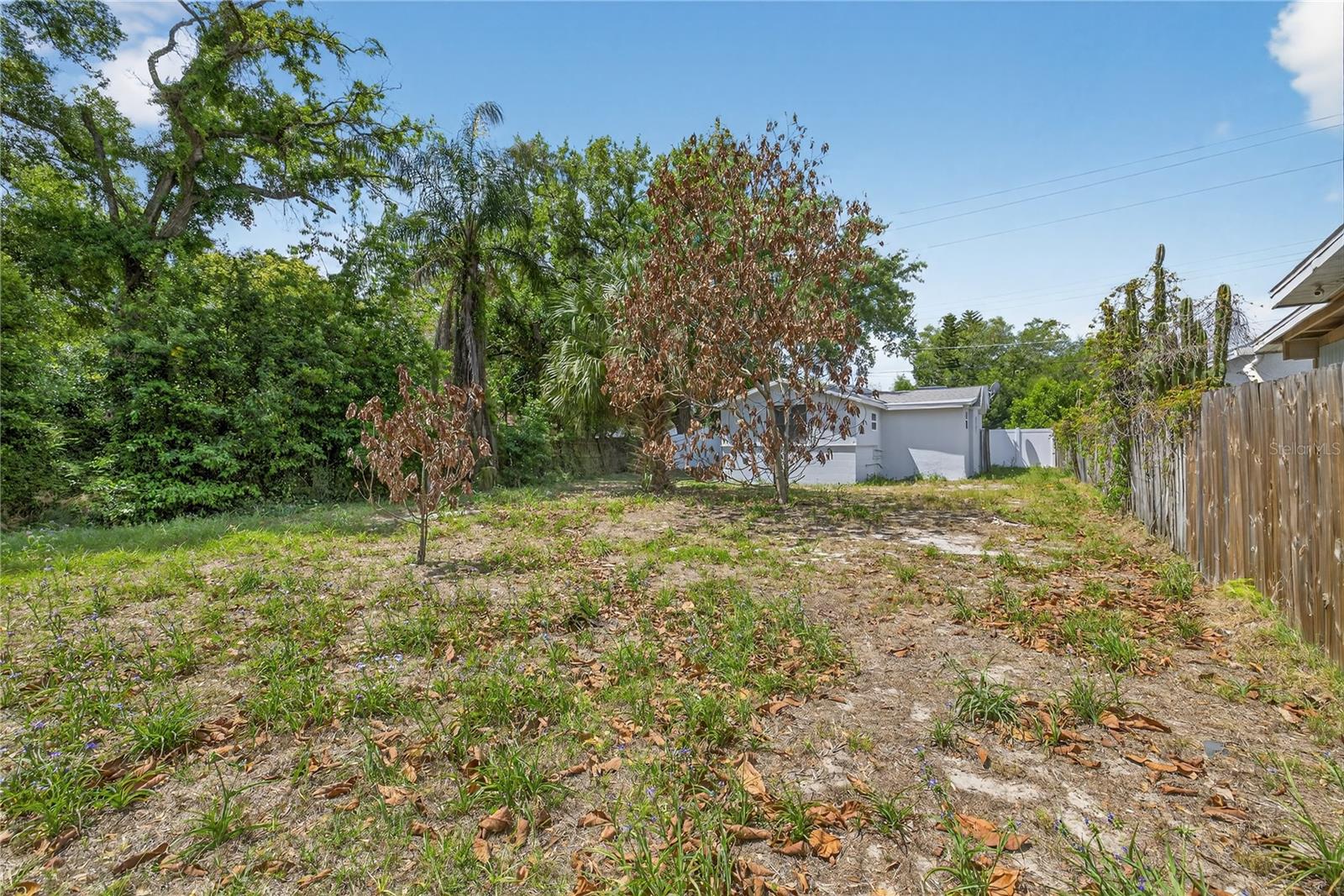 3EO | CASA LOMA SUBDIVISION - Residential