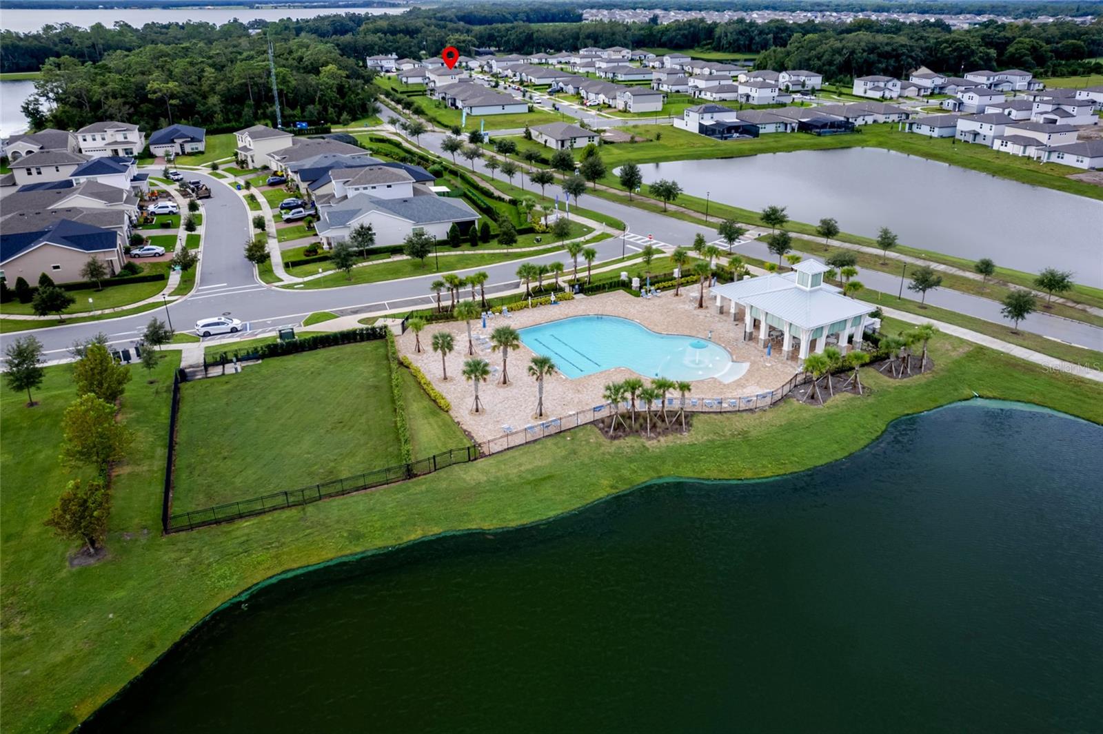 THE RESERVE AT TWIN LAKES - Residential Lease