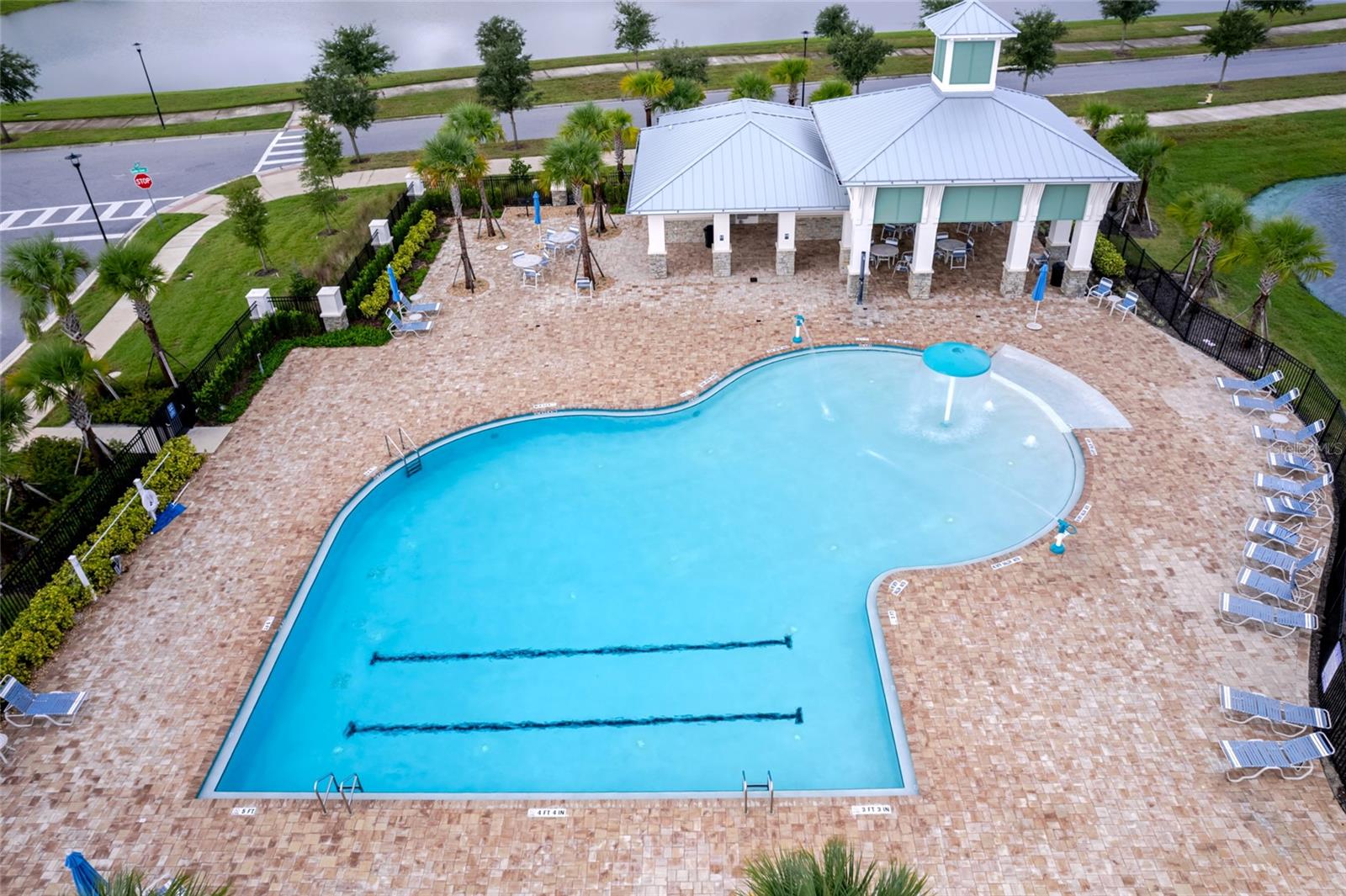 THE RESERVE AT TWIN LAKES - Residential Lease