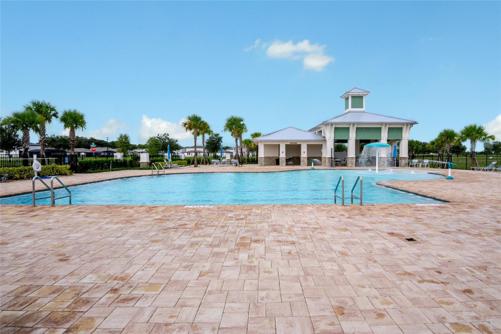 THE RESERVE AT TWIN LAKES - Residential Lease