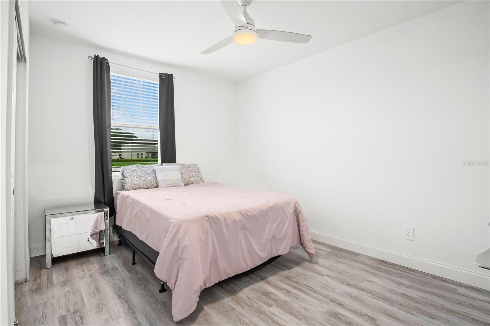 THE RESERVE AT TWIN LAKES - Residential Lease