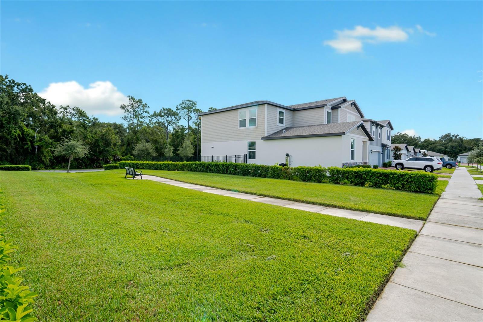 THE RESERVE AT TWIN LAKES - Residential Lease