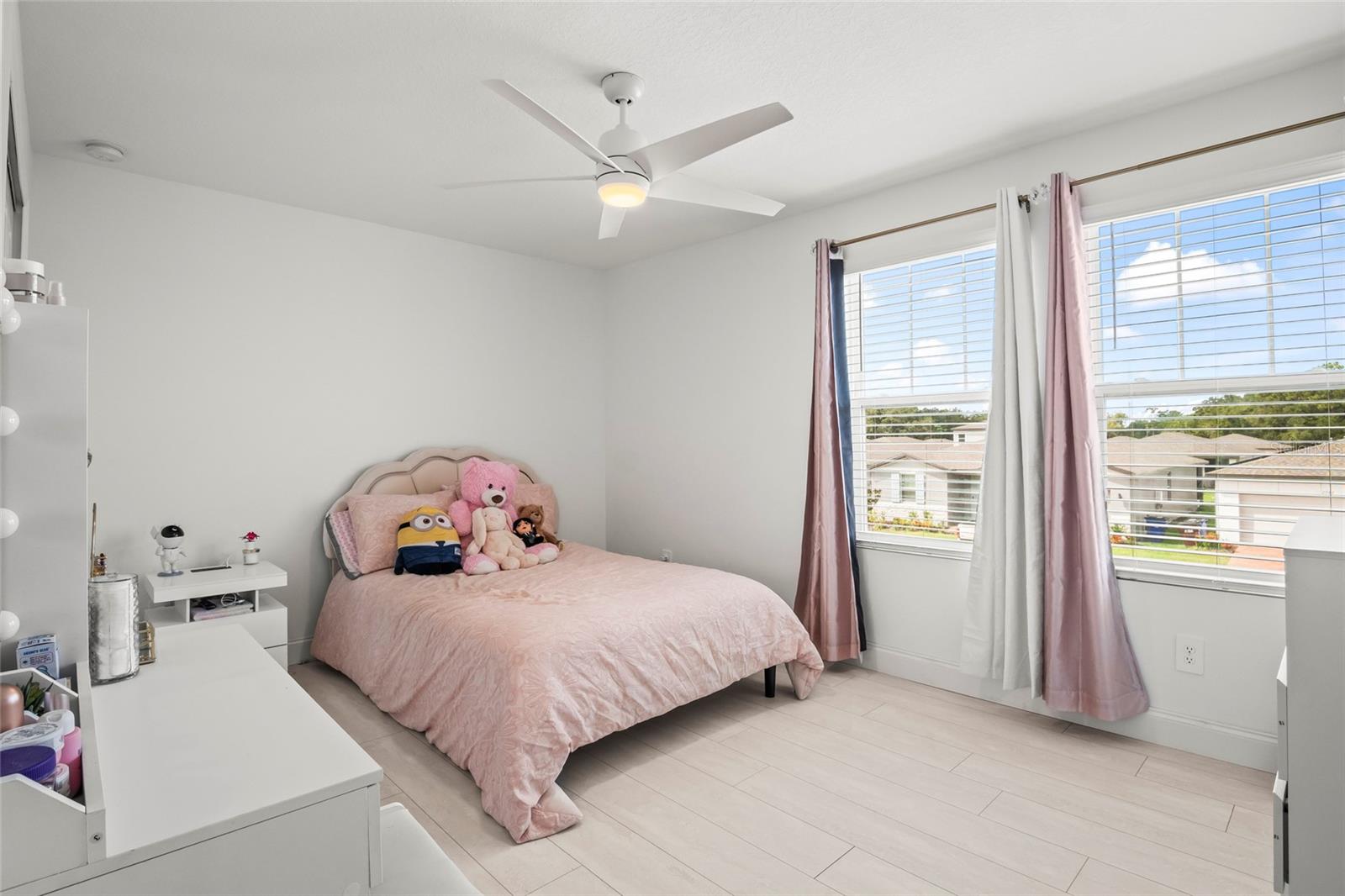 THE RESERVE AT TWIN LAKES - Residential Lease