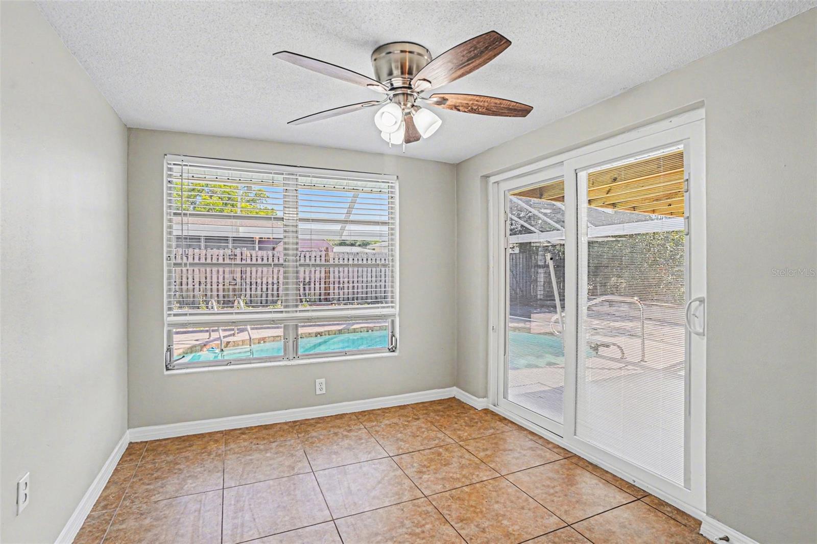 JASMINE LAKES - Residential