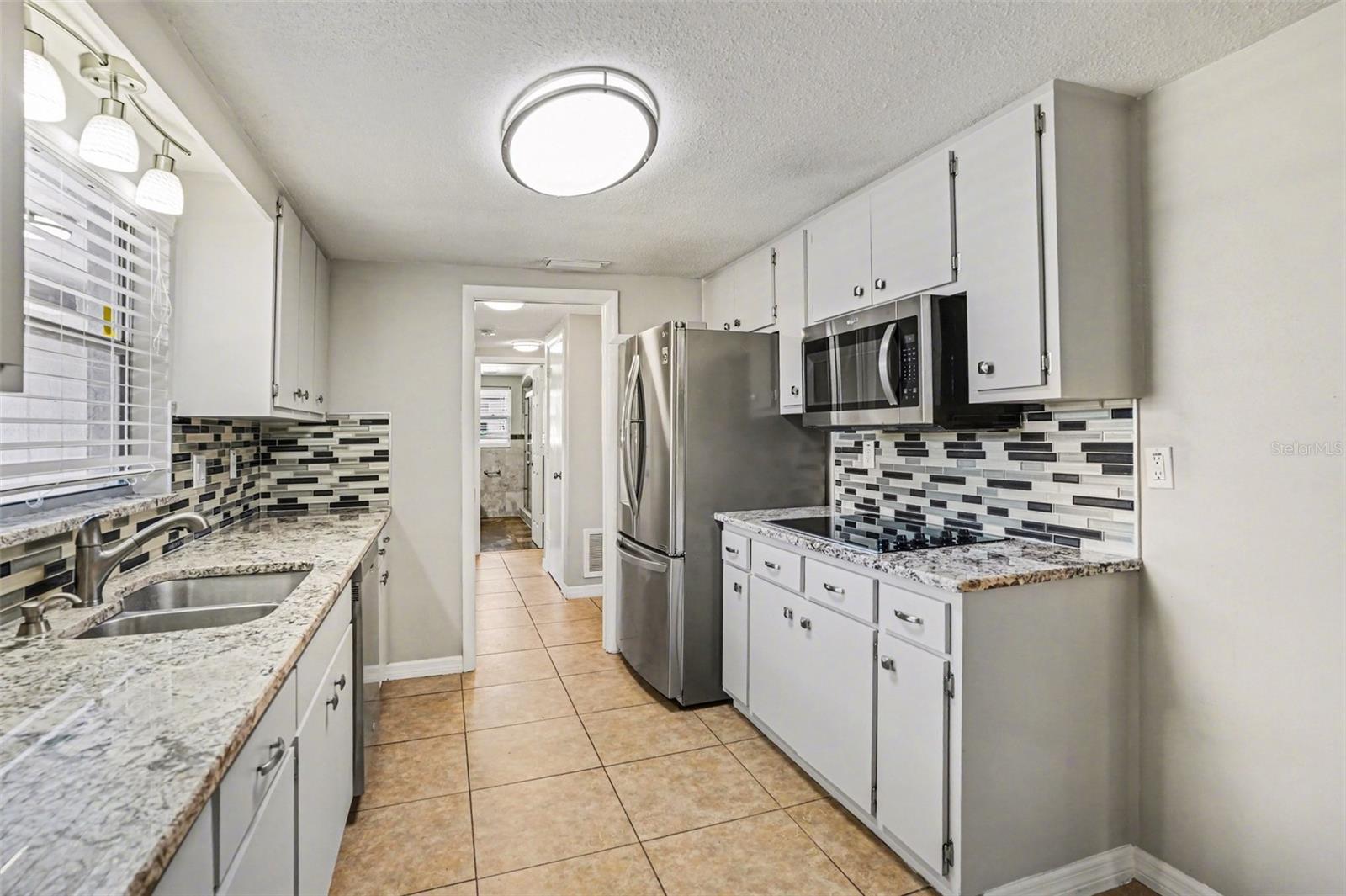 JASMINE LAKES - Residential