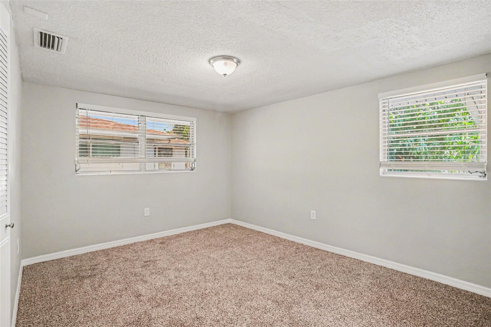 JASMINE LAKES - Residential