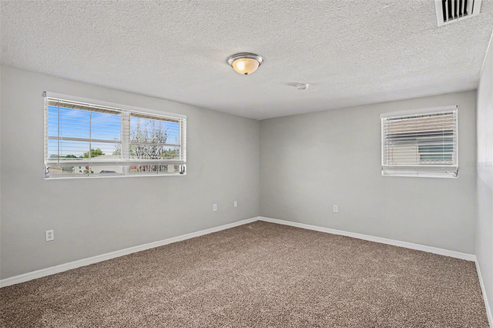 JASMINE LAKES - Residential