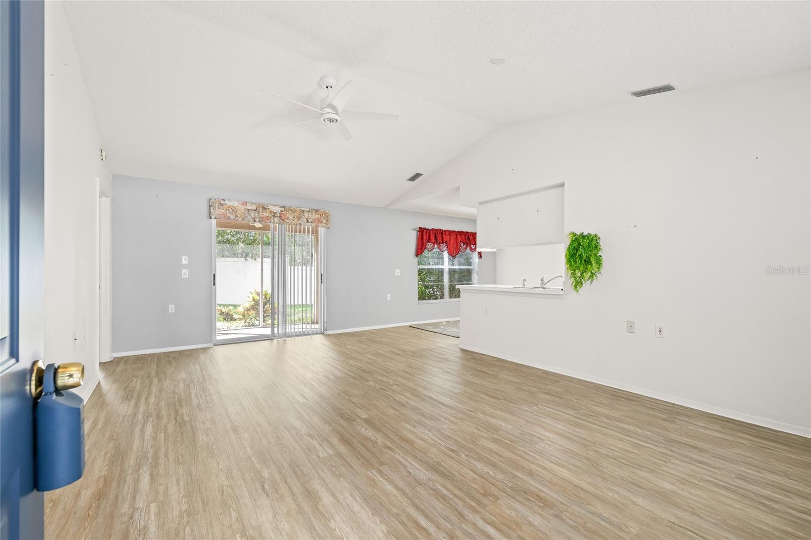 TIMBER PINES - Residential