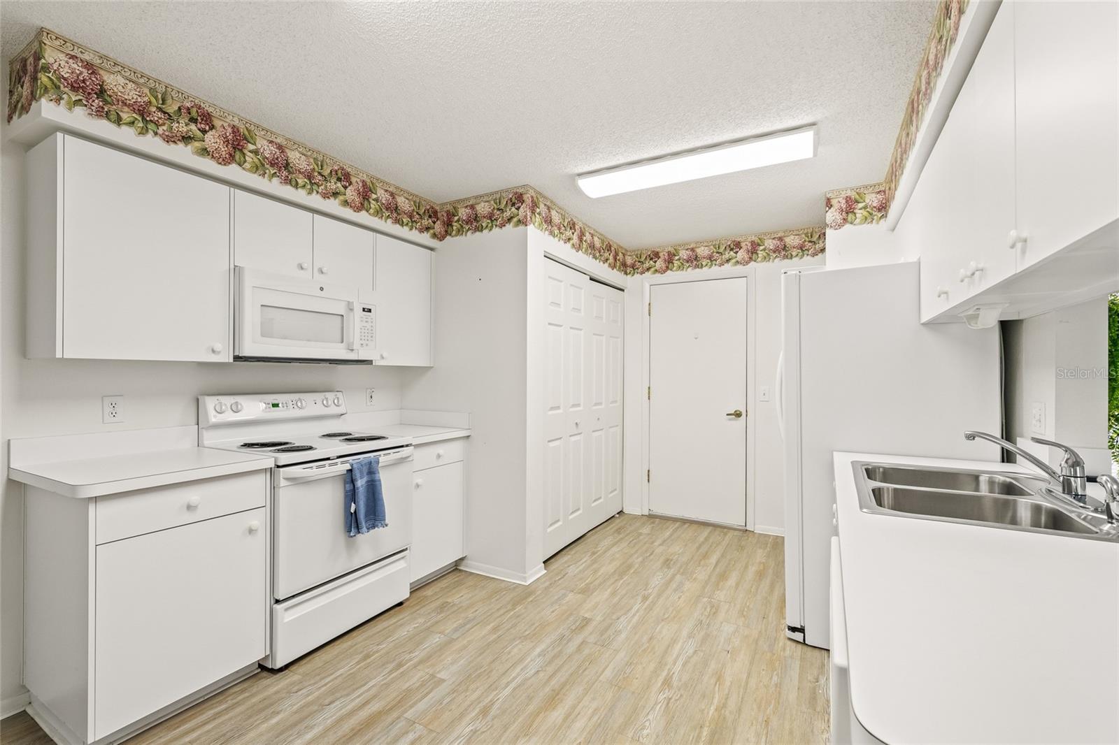TIMBER PINES - Residential