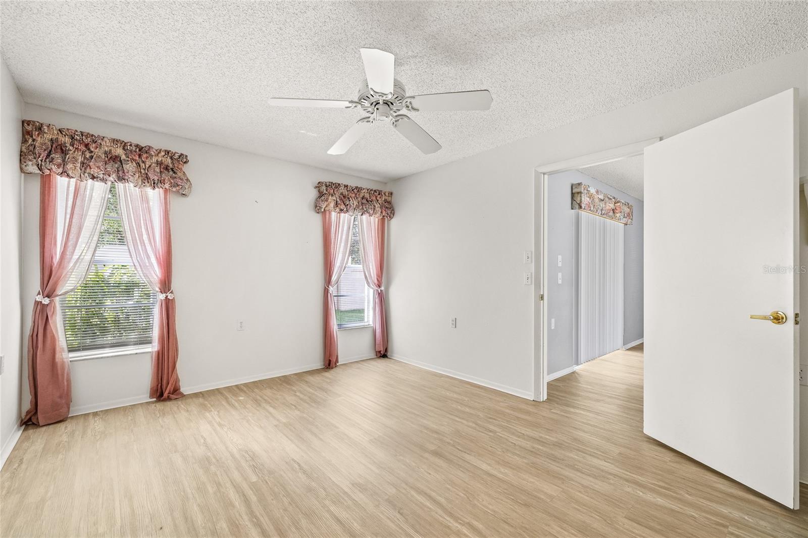 TIMBER PINES - Residential