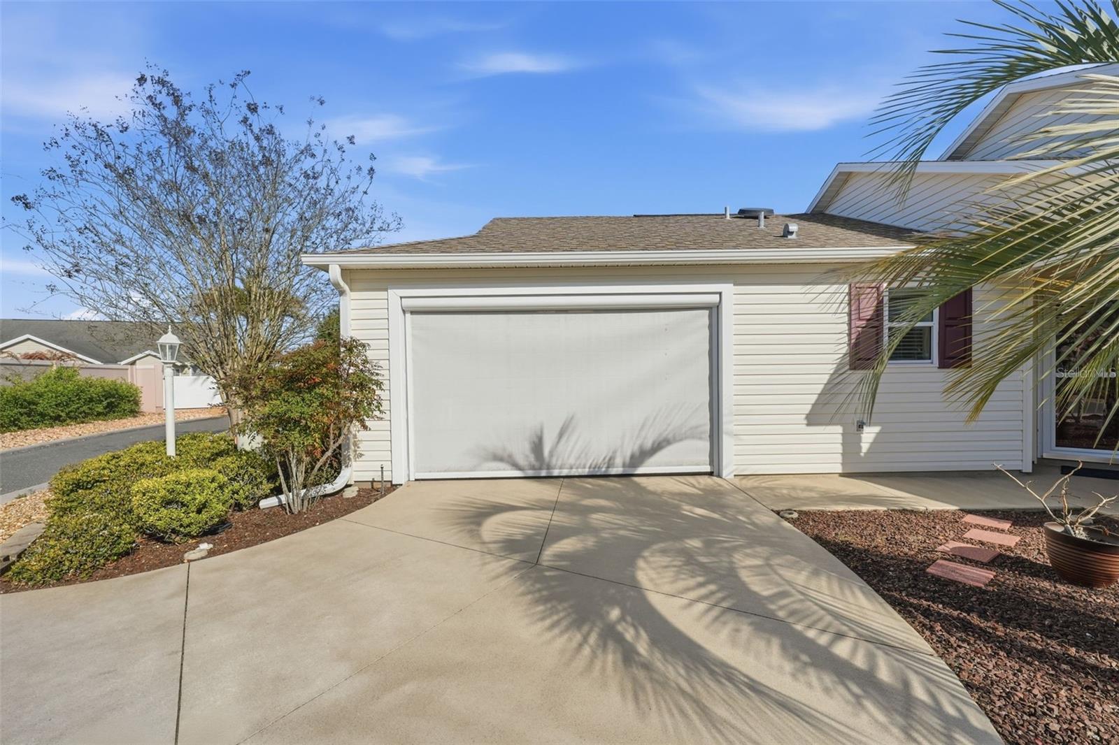 2311 CRESTVIEW STREET