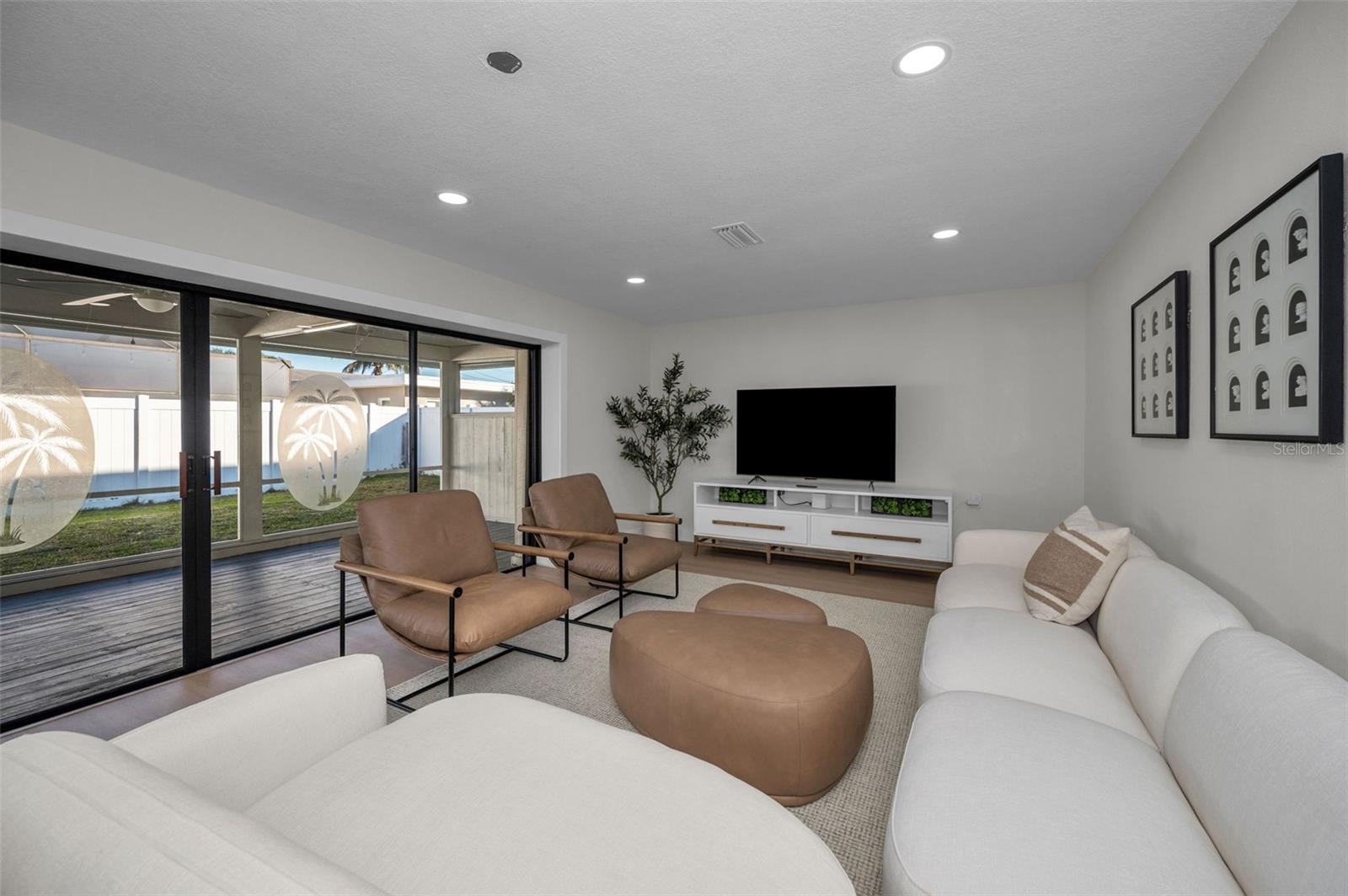 HARBOR HILLS 3RD ADD - Residential