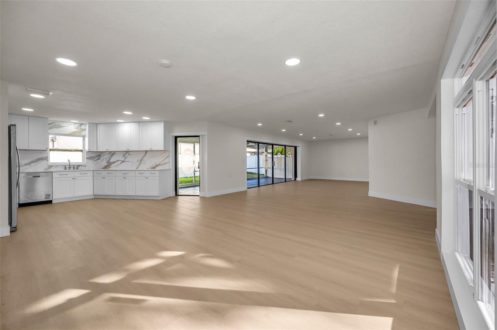 HARBOR HILLS 3RD ADD - Residential