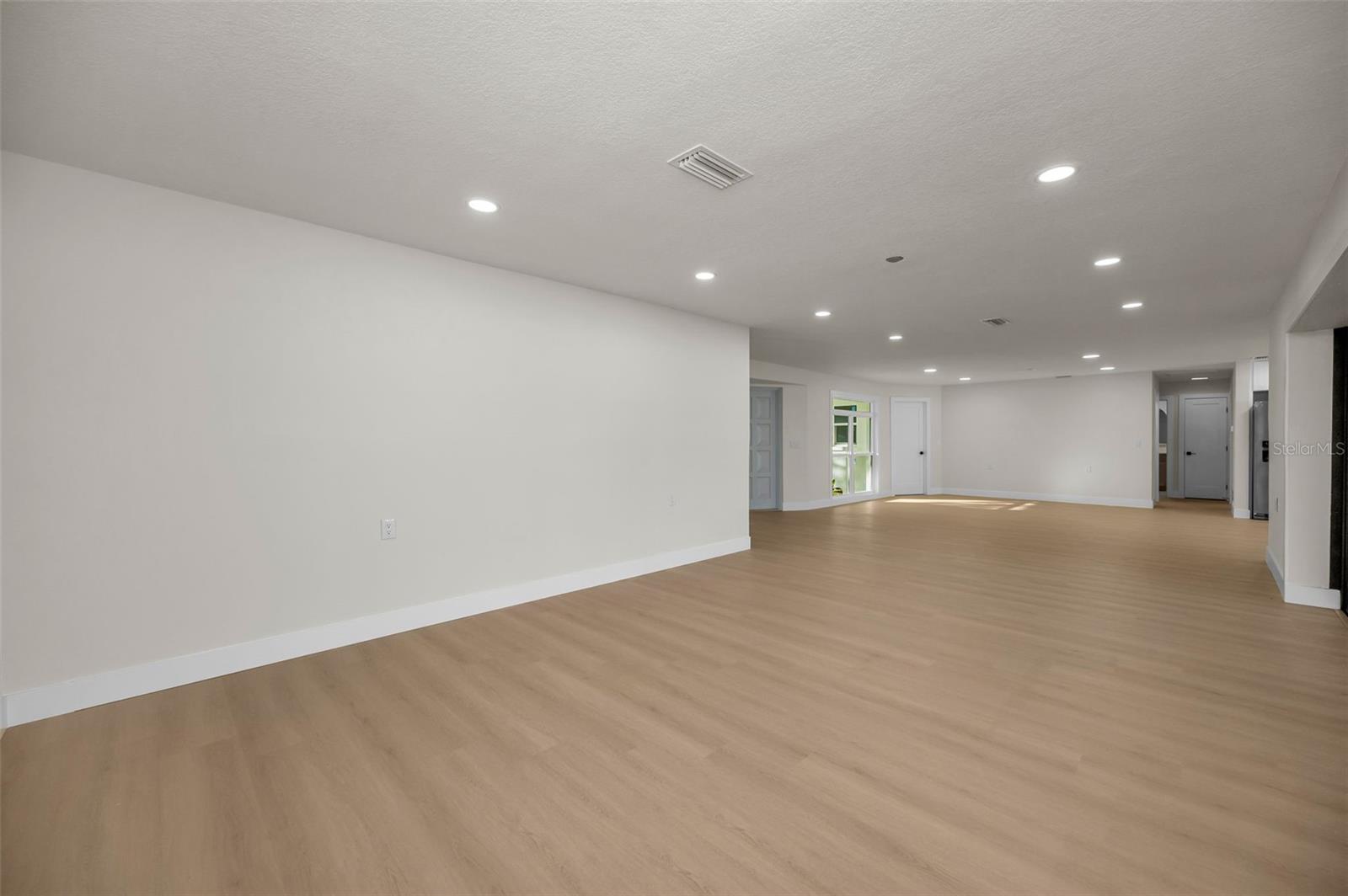 HARBOR HILLS 3RD ADD - Residential