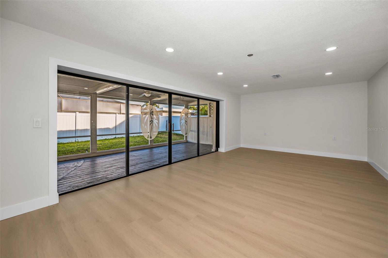 HARBOR HILLS 3RD ADD - Residential