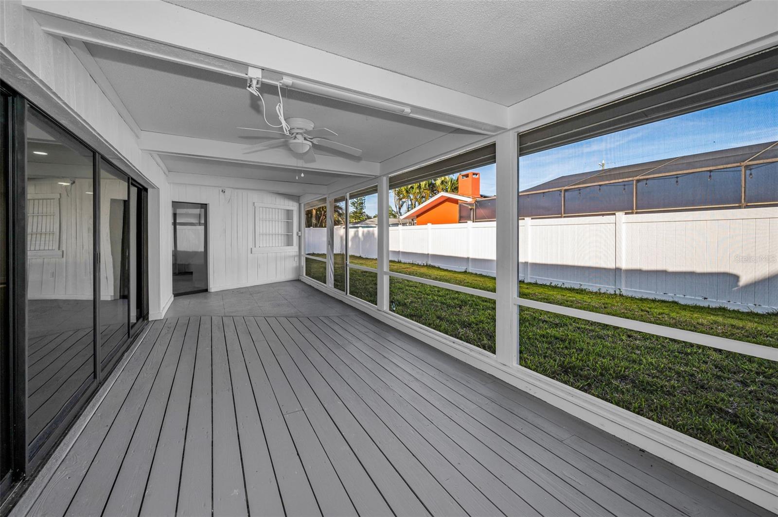 HARBOR HILLS 3RD ADD - Residential