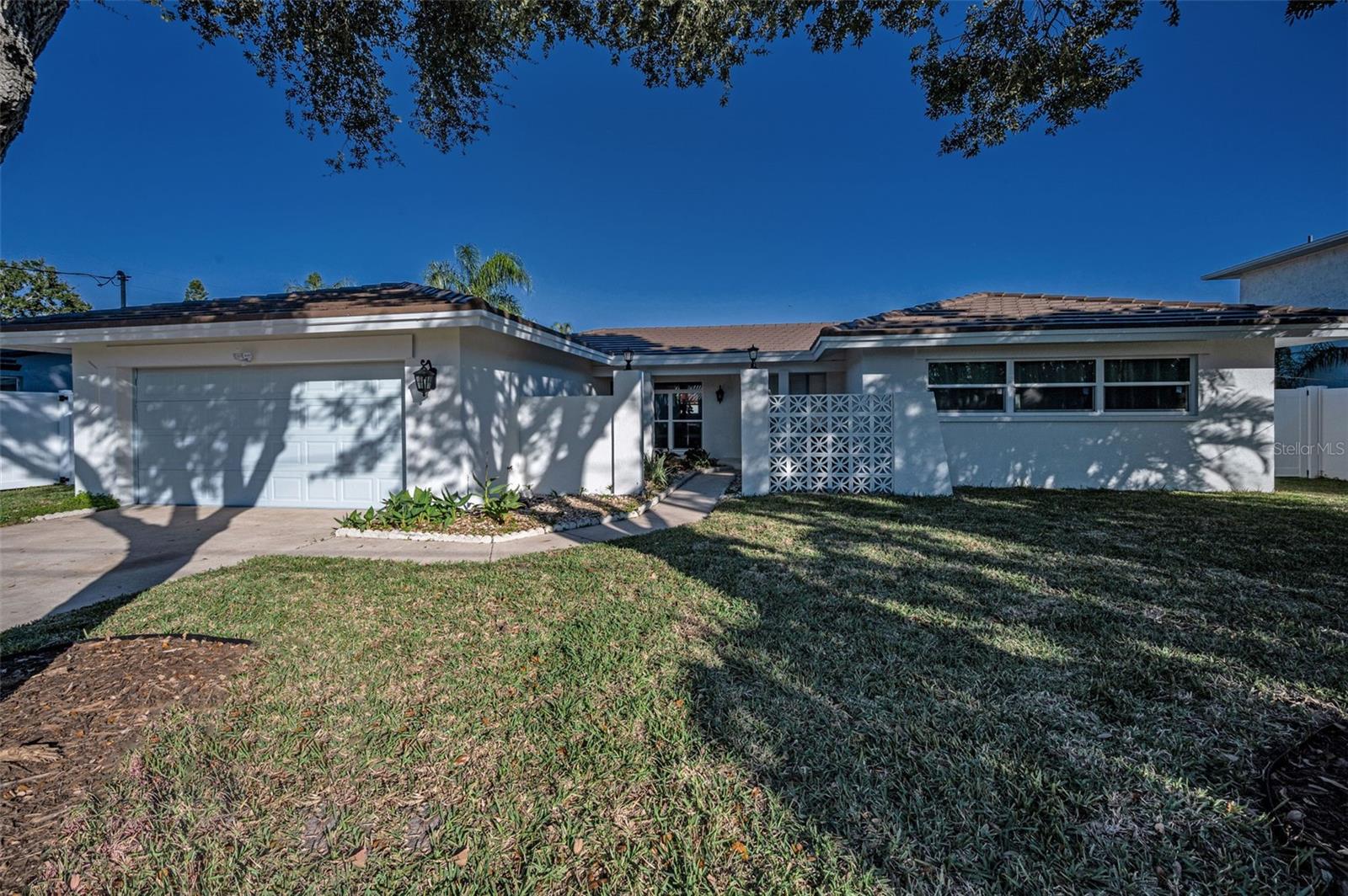 HARBOR HILLS 3RD ADD - Residential