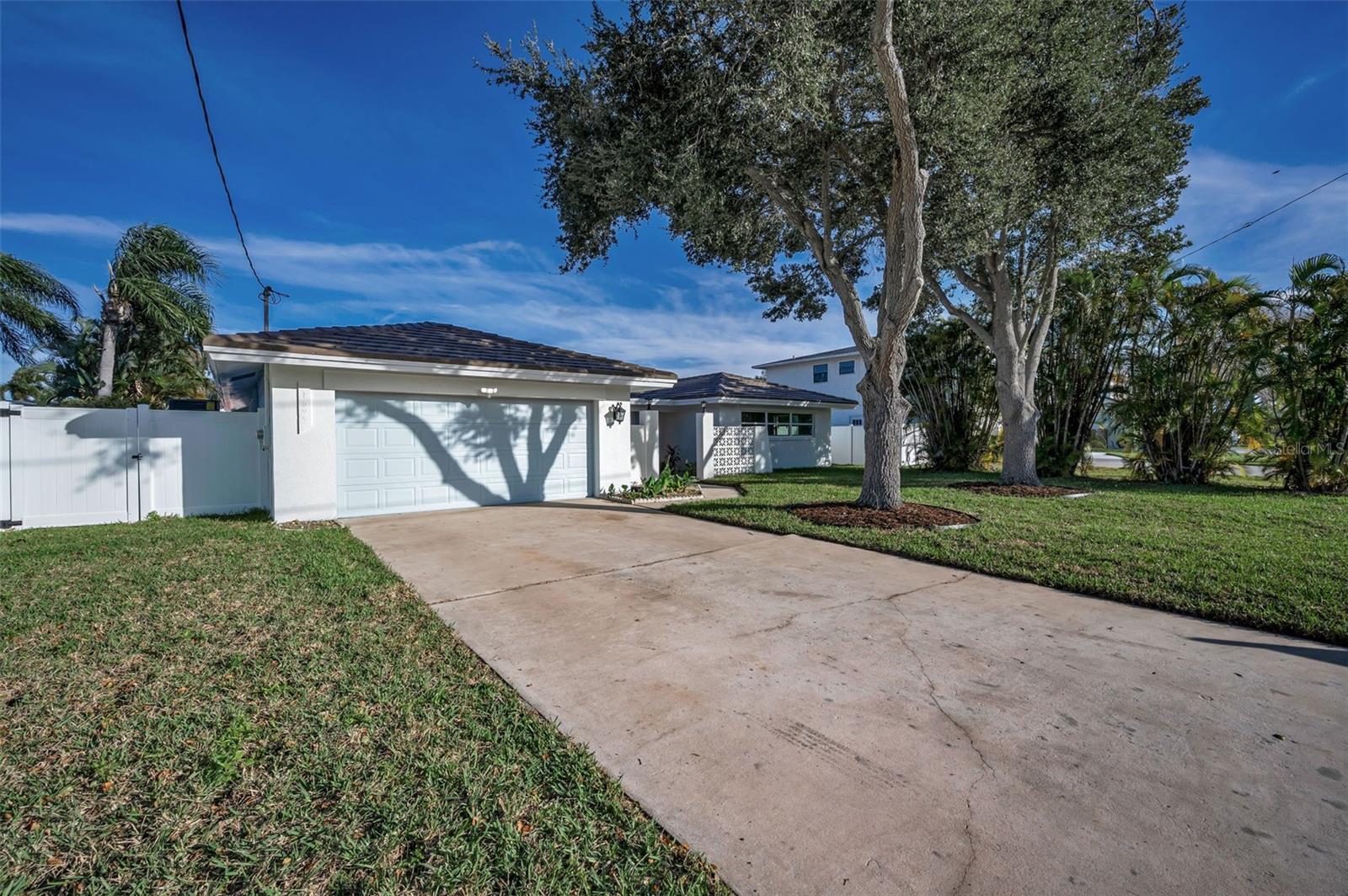 HARBOR HILLS 3RD ADD - Residential