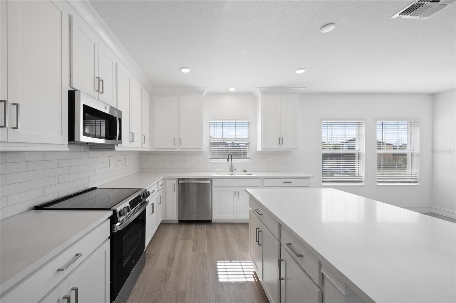 WIREGRASS RANCH M21 PLAT - Residential Lease