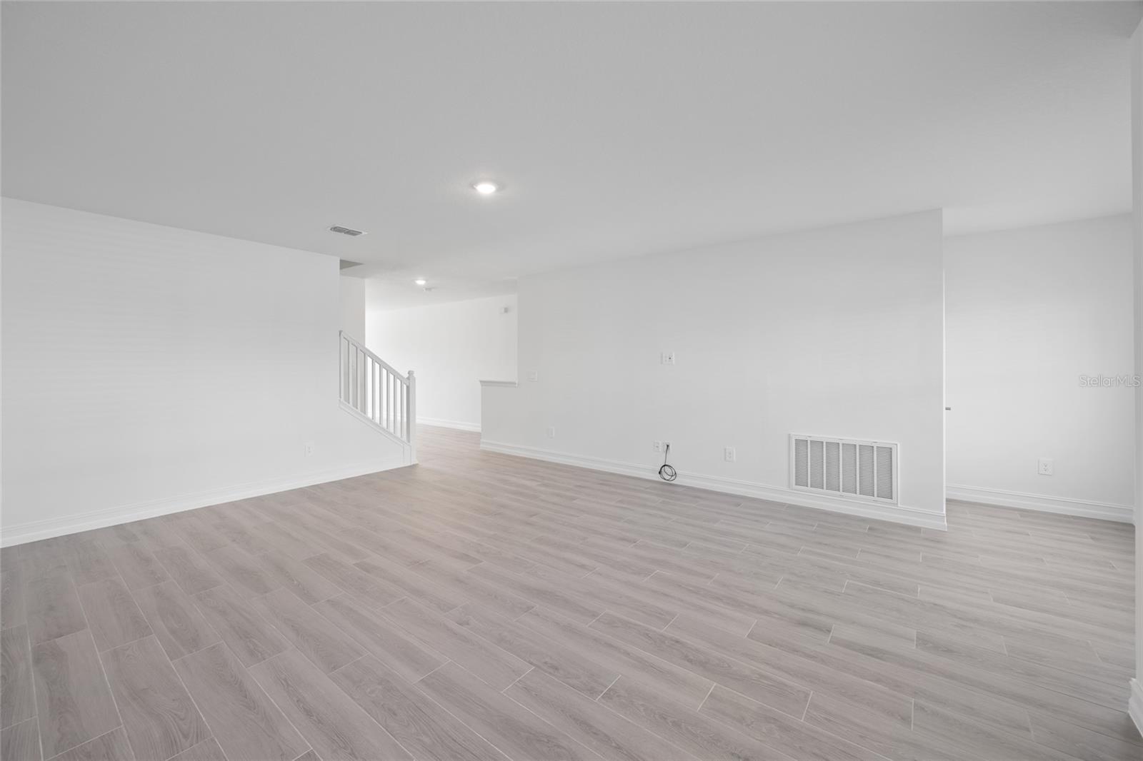 WIREGRASS RANCH M21 PLAT - Residential Lease